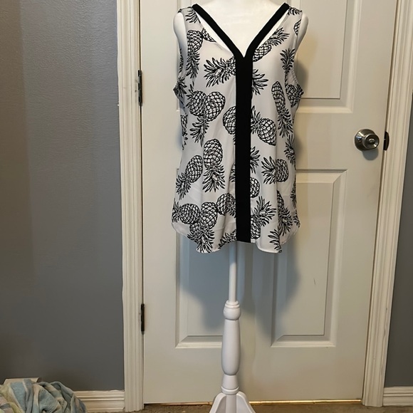 Candie's Tops - Candies pineapple blouse